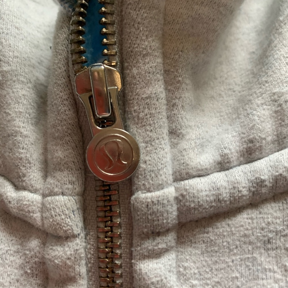 Ombré Lululemon Scuba Hoodie *Special Edition* - Picture 3 of 6
